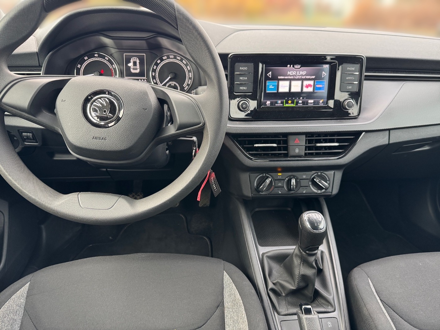 Škoda Kamiq 1.0 TSI Active LM LED PDC SHZ SpurH Bild 10