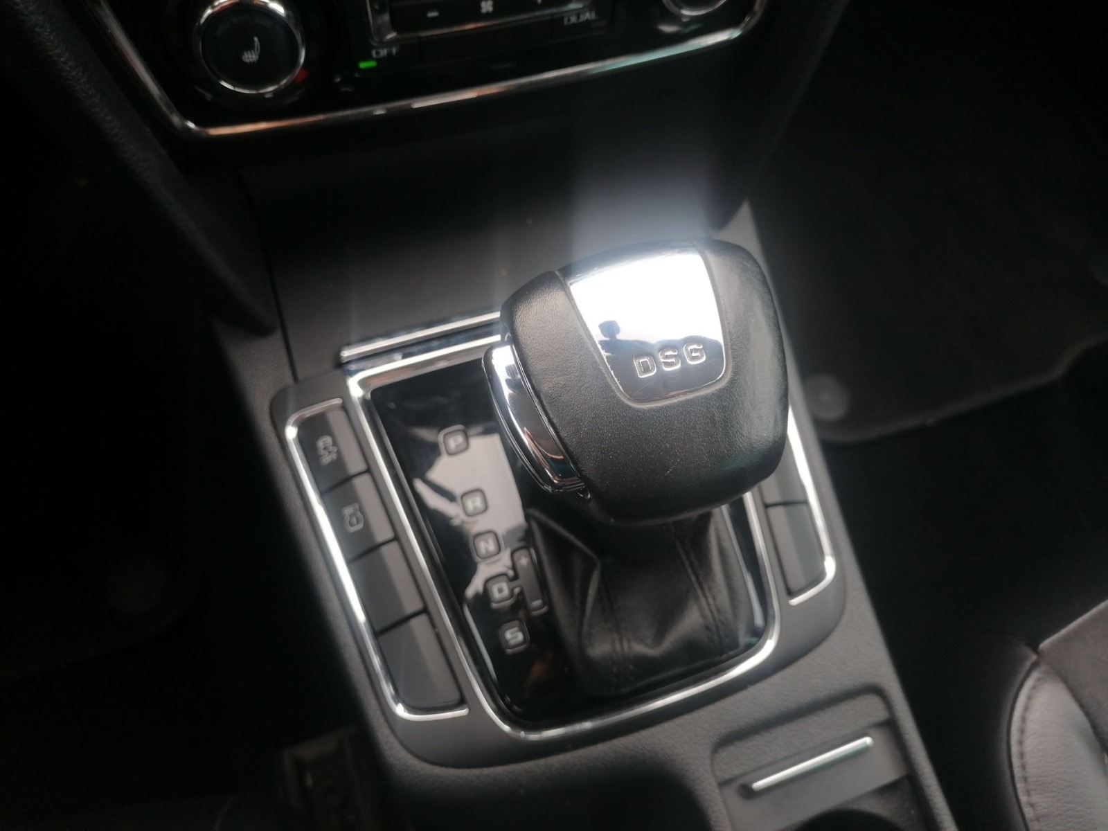 SKODA Superb II Combi 2.0 TSI DSG Elegance NAVI XENON Bild 17