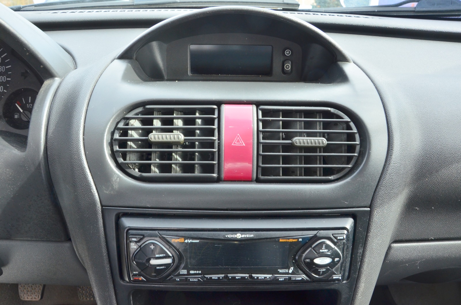 Opel Corsa C 1.0 3-Türer EXPORT ALU el.FH Schiebedach Bild 11