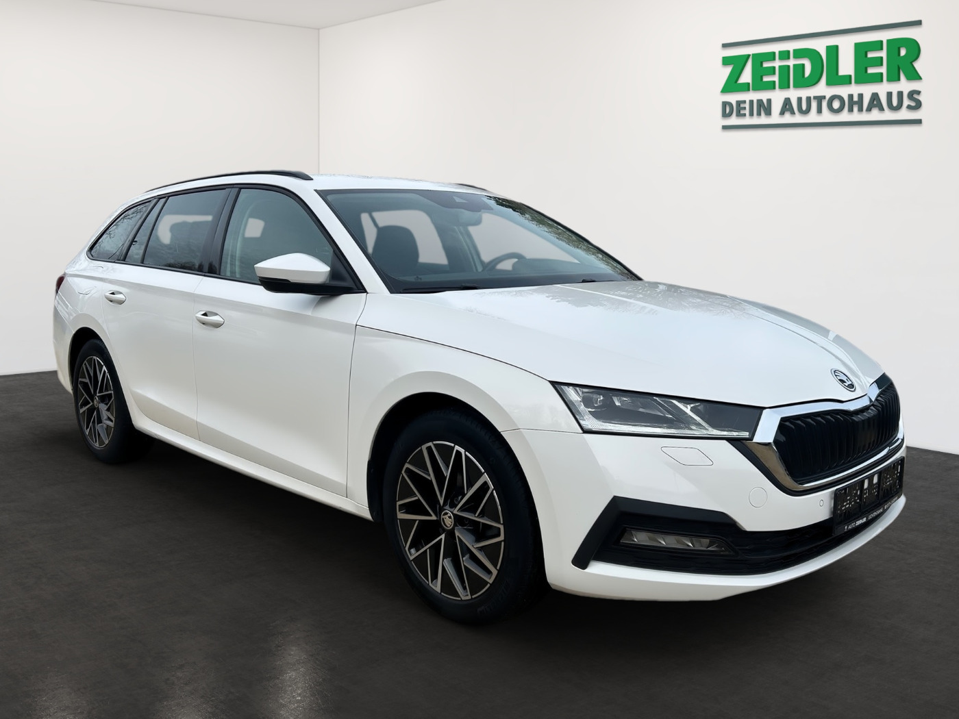 Škoda Octavia IV Combi 1.5 TSI Ambition LED Navi ACC Bild 2