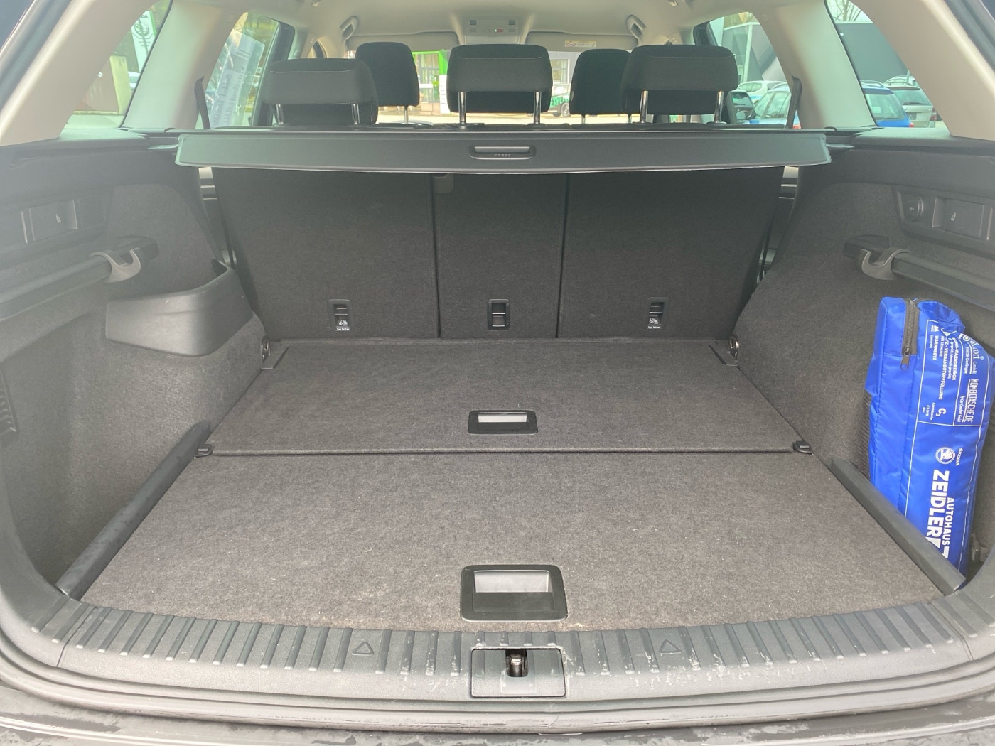 SKODA Kodiaq 2.0 TDI DSG Ambition ACC LED NAVI RFK SHZ Bild 12