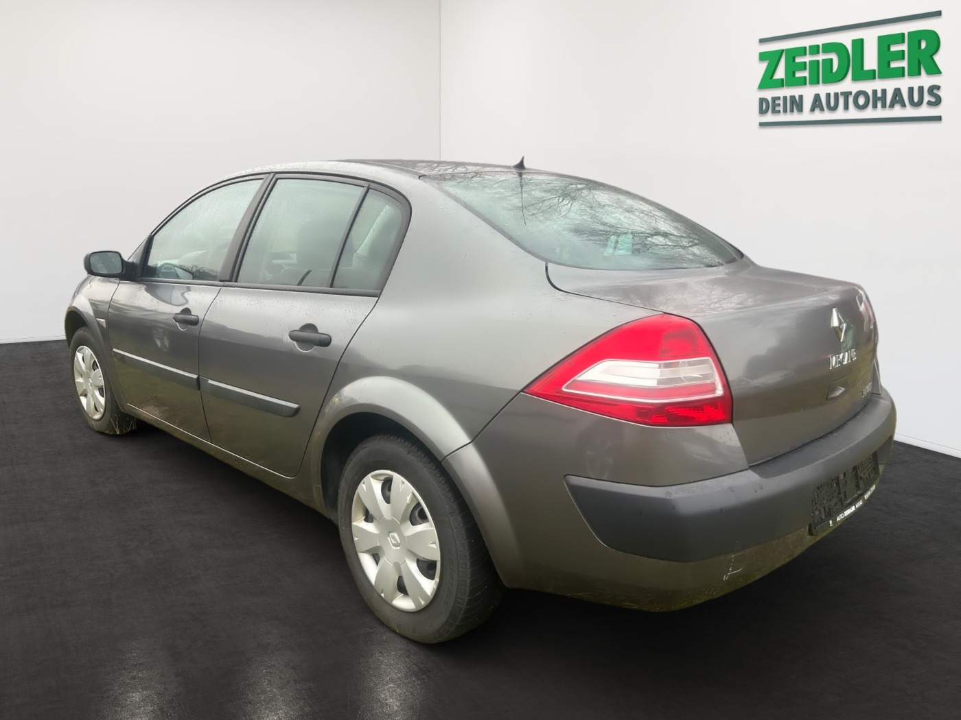Renault Megane II Classic 1.4 16V EXPORT elektr.FH WR ZV Bild 4
