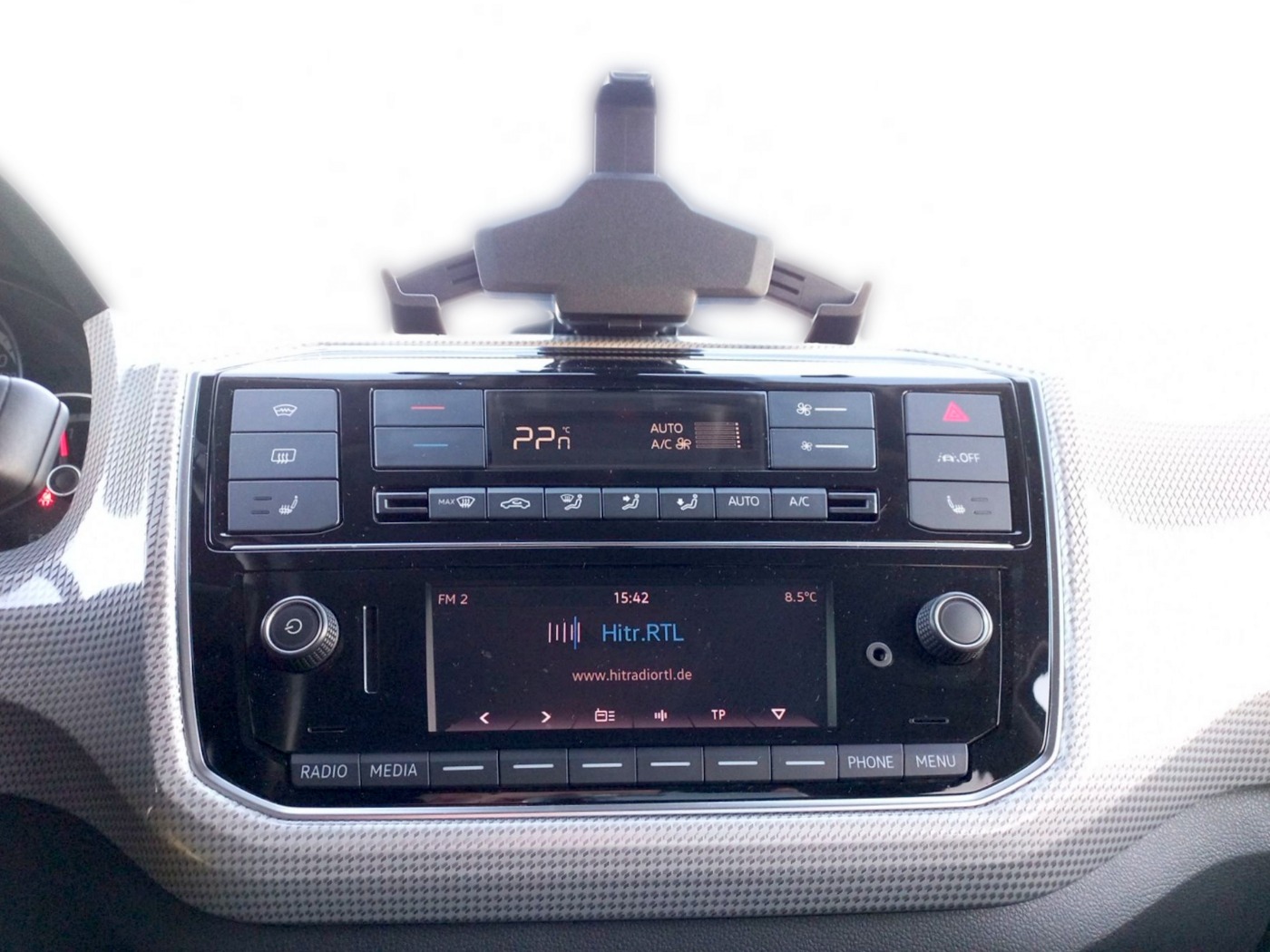 VW e-up! Style Plus 32,3 kWh ALU DAB KA PDC RFK SHZ Bild 13
