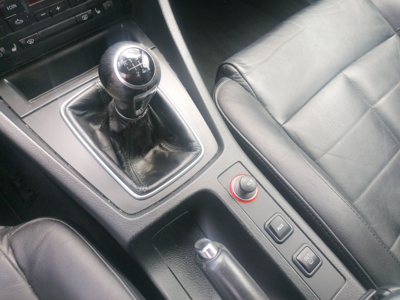 SEAT Exeo 2.0 TFSI Sport ALU LEDER TEMPOMAT XENON Bild 17
