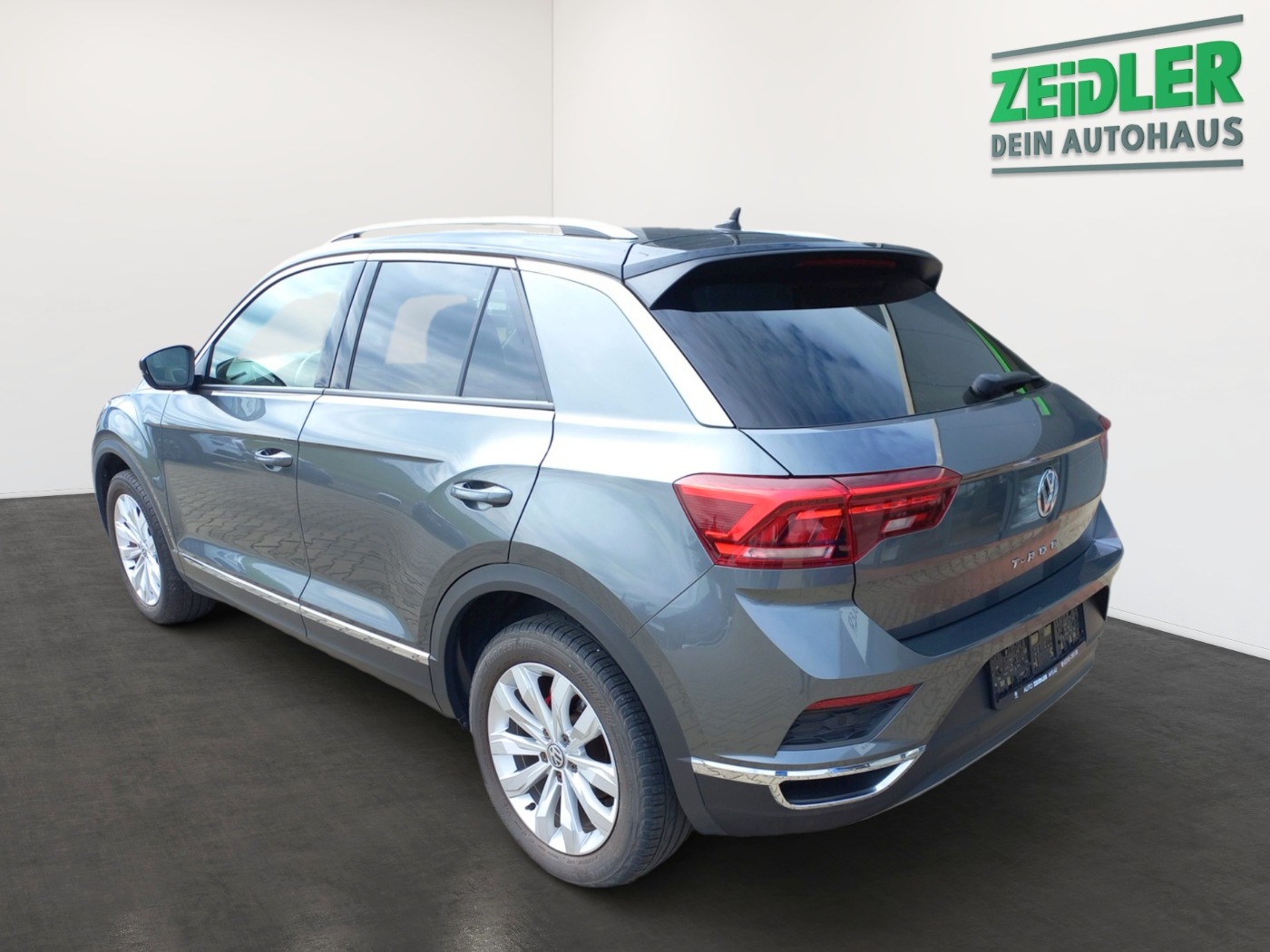 VW T-Roc 1.5 TSI DSG Sport ACC KA LED NAV SHZ TOUCH Bild 4
