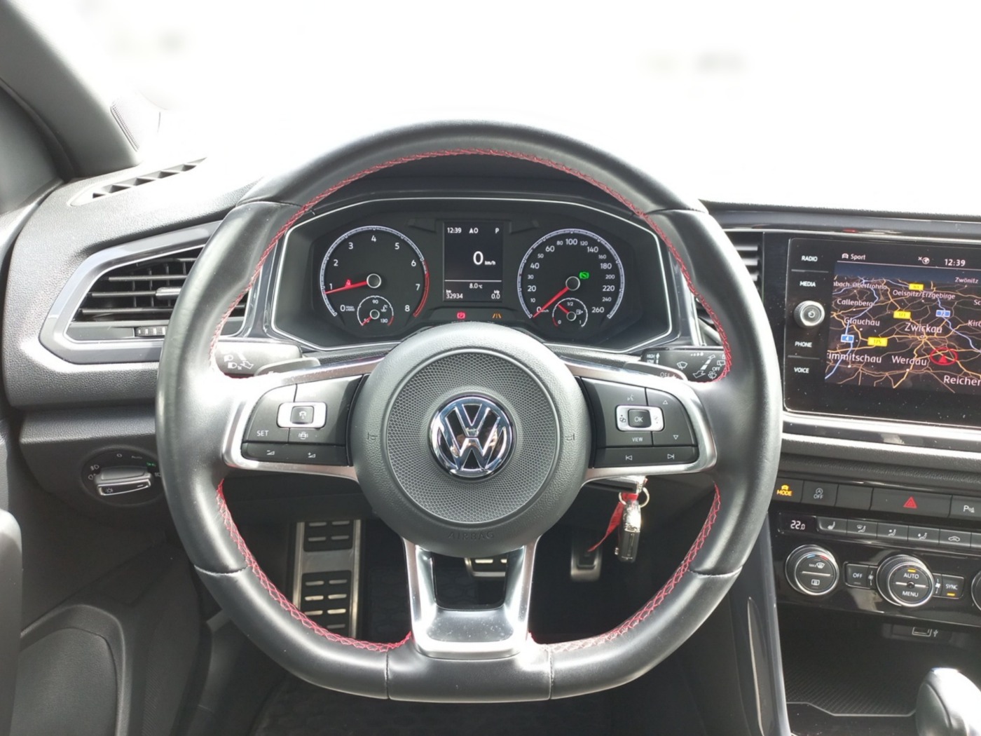 VW T-Roc 1.5 TSI DSG Sport ACC KA LED NAV SHZ TOUCH Bild 13