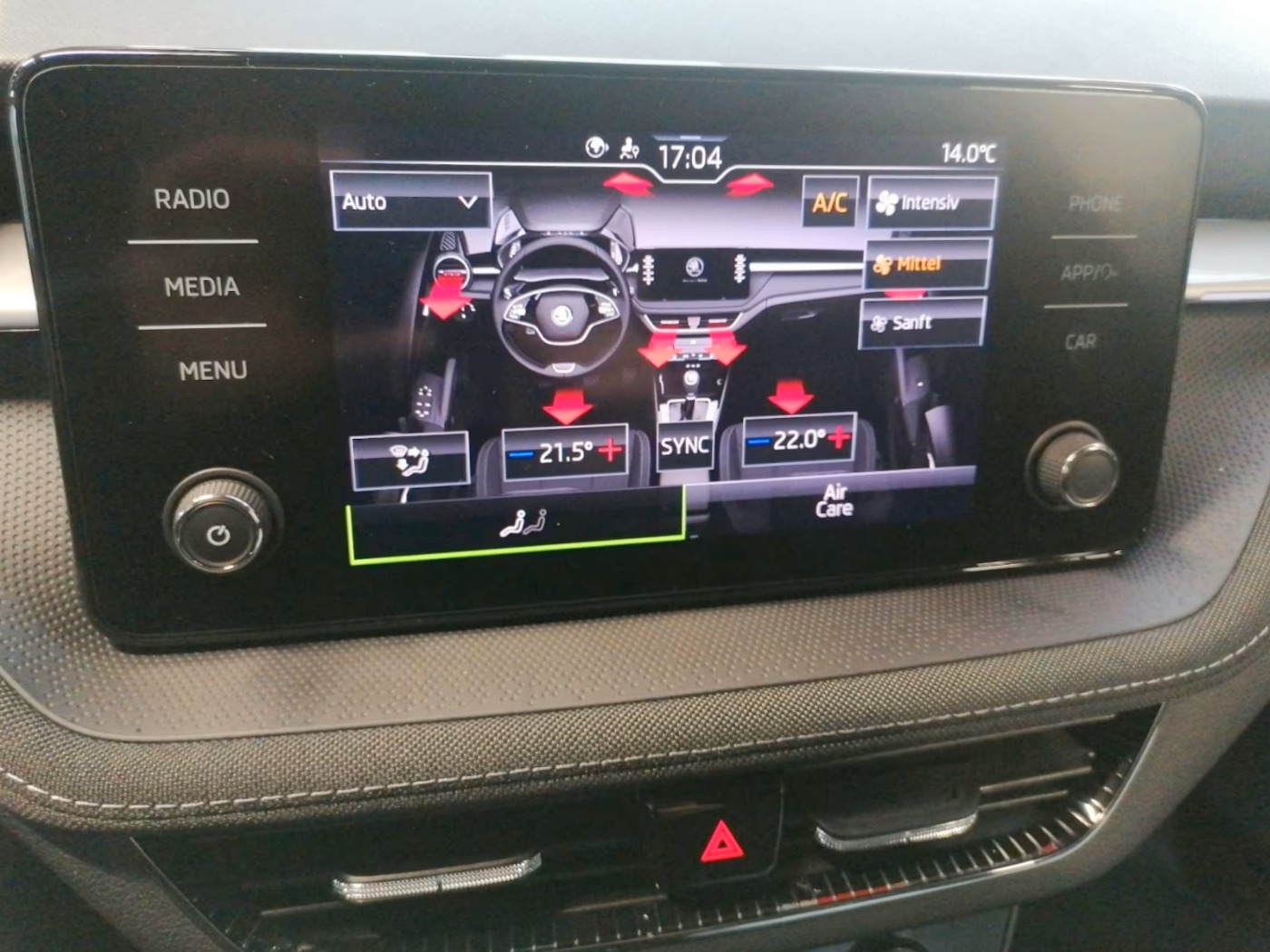 Skoda Fabia IV 1.5 TSI DSG Style KA LED PDC RFK SHZ VC Bild 13