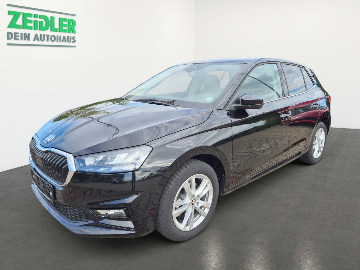 Škoda Fabia IV 1.5 TSI DSG Style KA LED PDC RFK SHZ VC