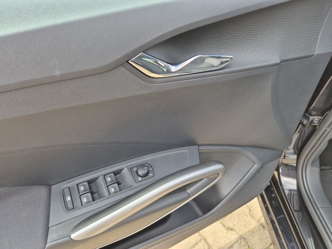 Škoda Fabia IV 1.5 TSI DSG Style KA LED PDC RFK SHZ VC Bild 7