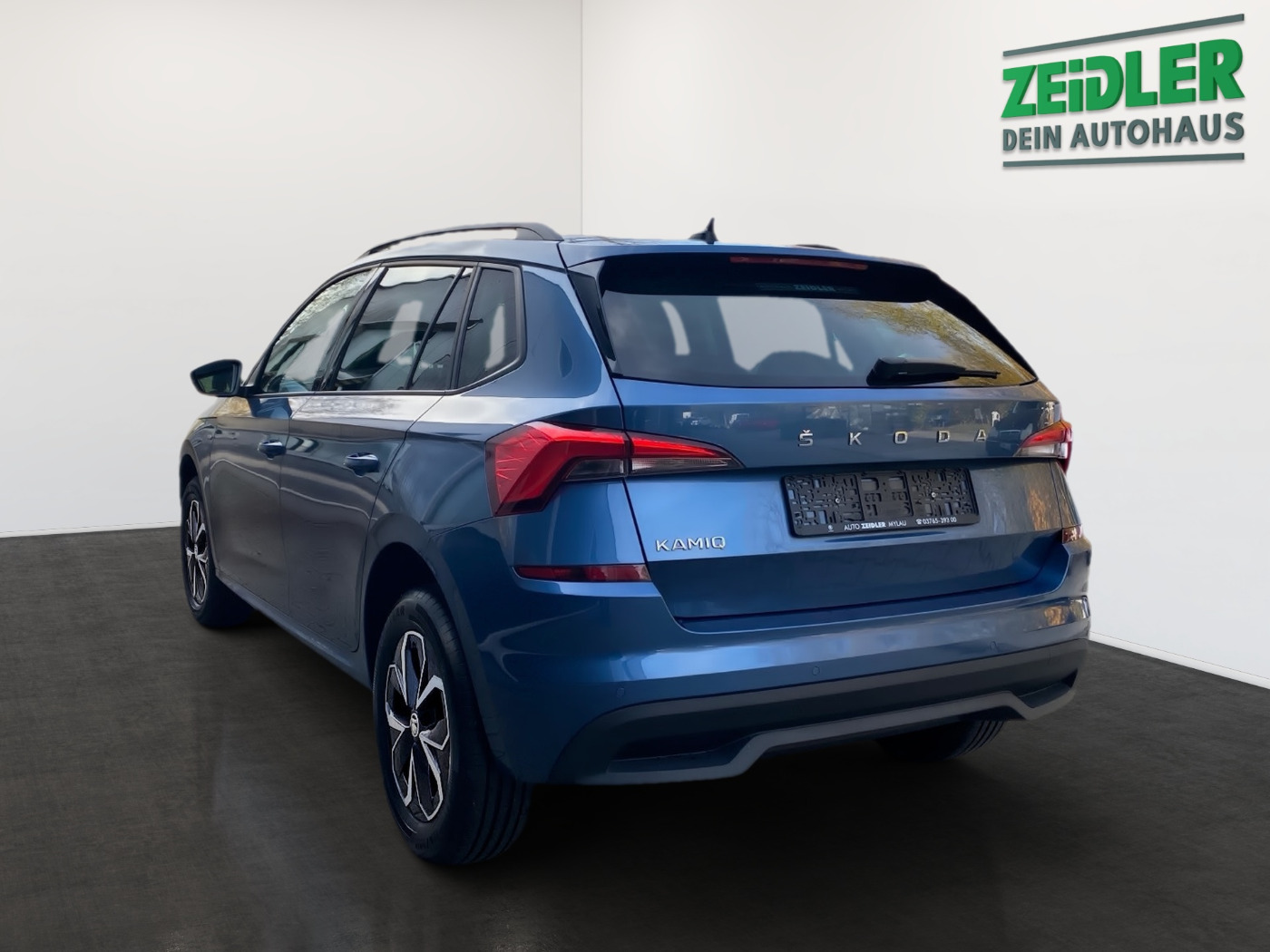 SKODA Kamiq 1.5 TSI Drive 125 DAB KA LED PDC SHZ TOUCH Bild 4