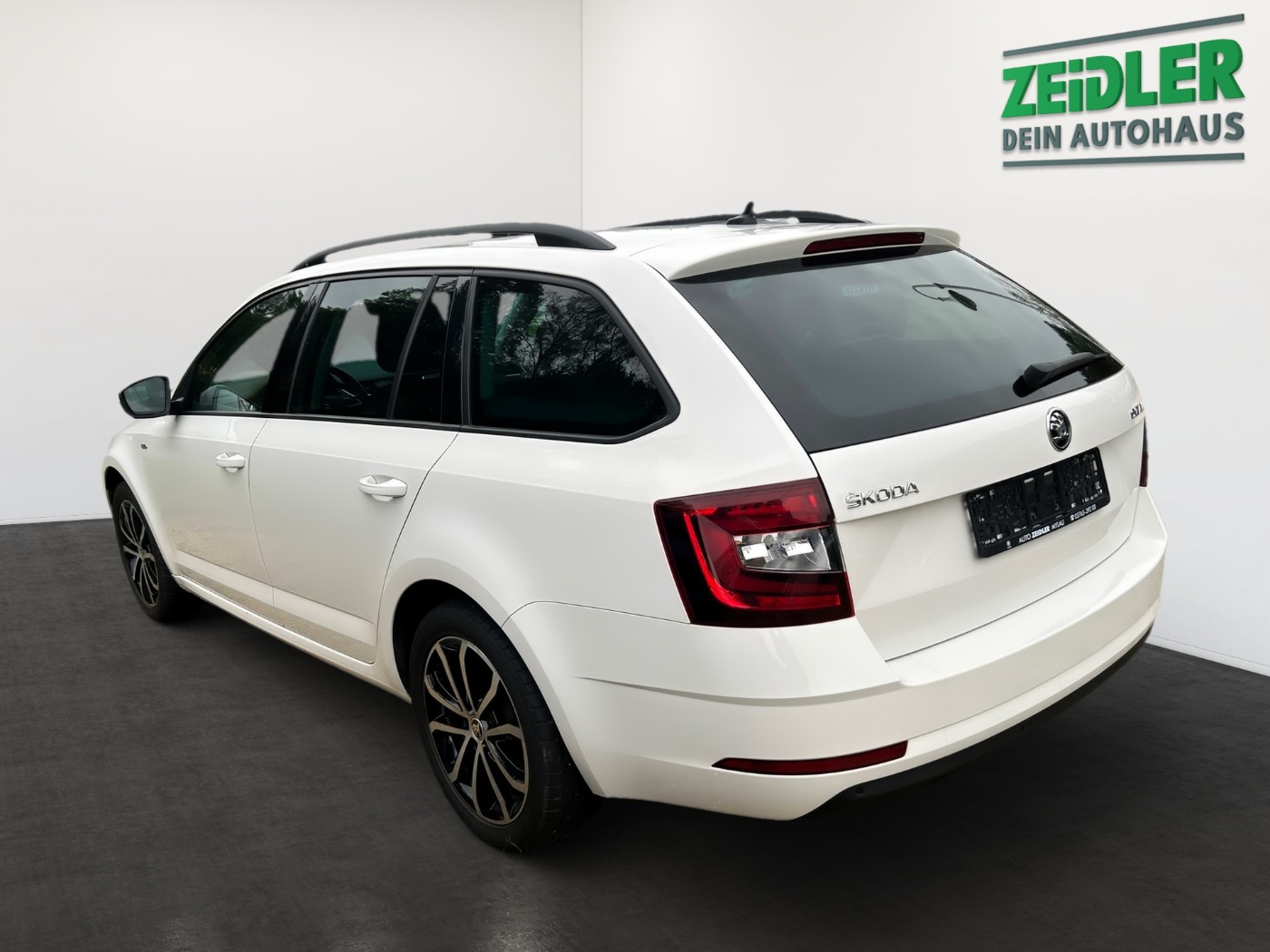 SKODA Octavia Combi 1.5 TSI ACT Soleil ACC KA LED NAVI Bild 4