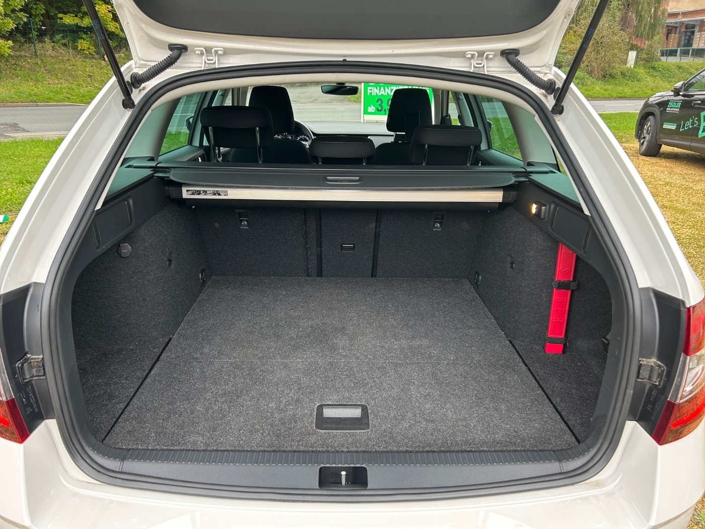 SKODA Octavia Combi 1.5 TSI ACT Soleil ACC KA LED NAVI Bild 12