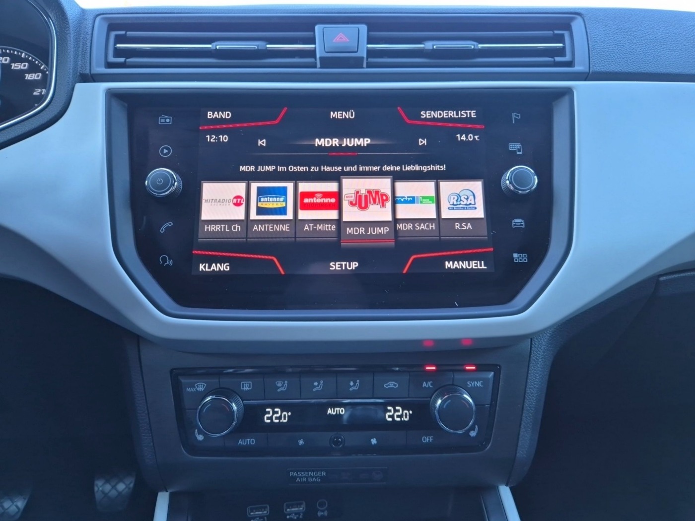 SEAT Arona 1.0 TSI Xcellence LED KEY NAVI SHZ TOUCH Bild 19