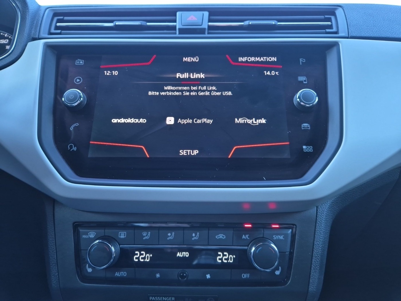 SEAT Arona 1.0 TSI Xcellence LED KEY NAVI SHZ TOUCH Bild 18