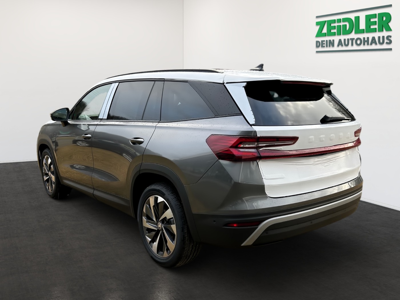 SKODA Kodiaq 2.0 TDI DSG Selection AHK HUD MATRIX STHZ Bild 4