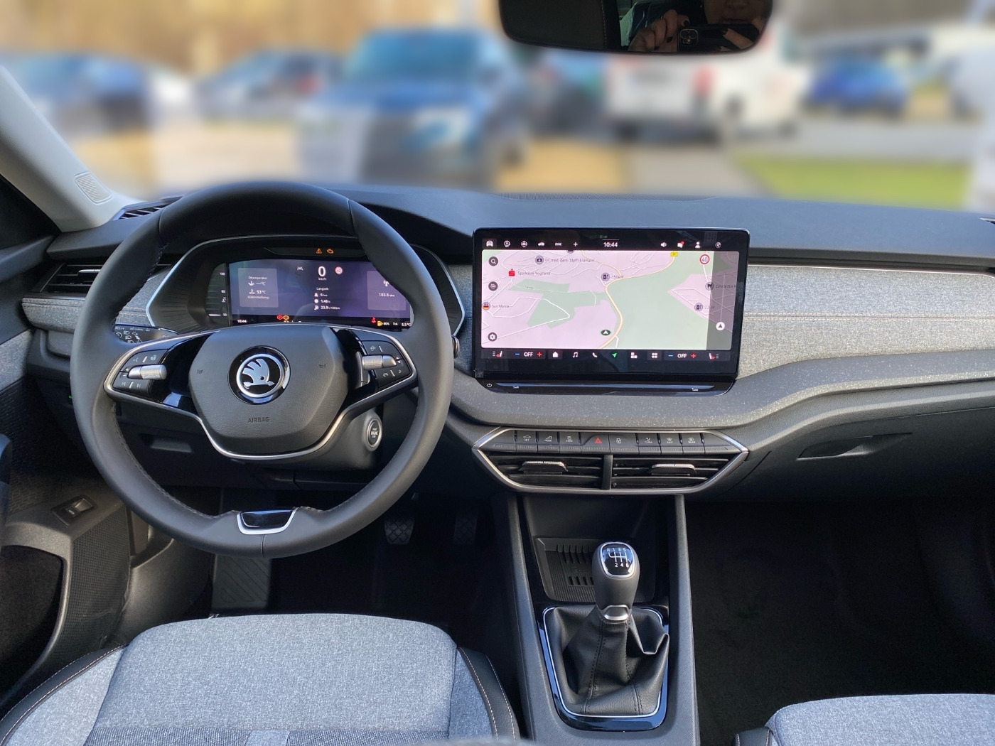 SKODA Octavia Combi 1.5 TSI ACT Selection MATRIX NAVI Bild 9