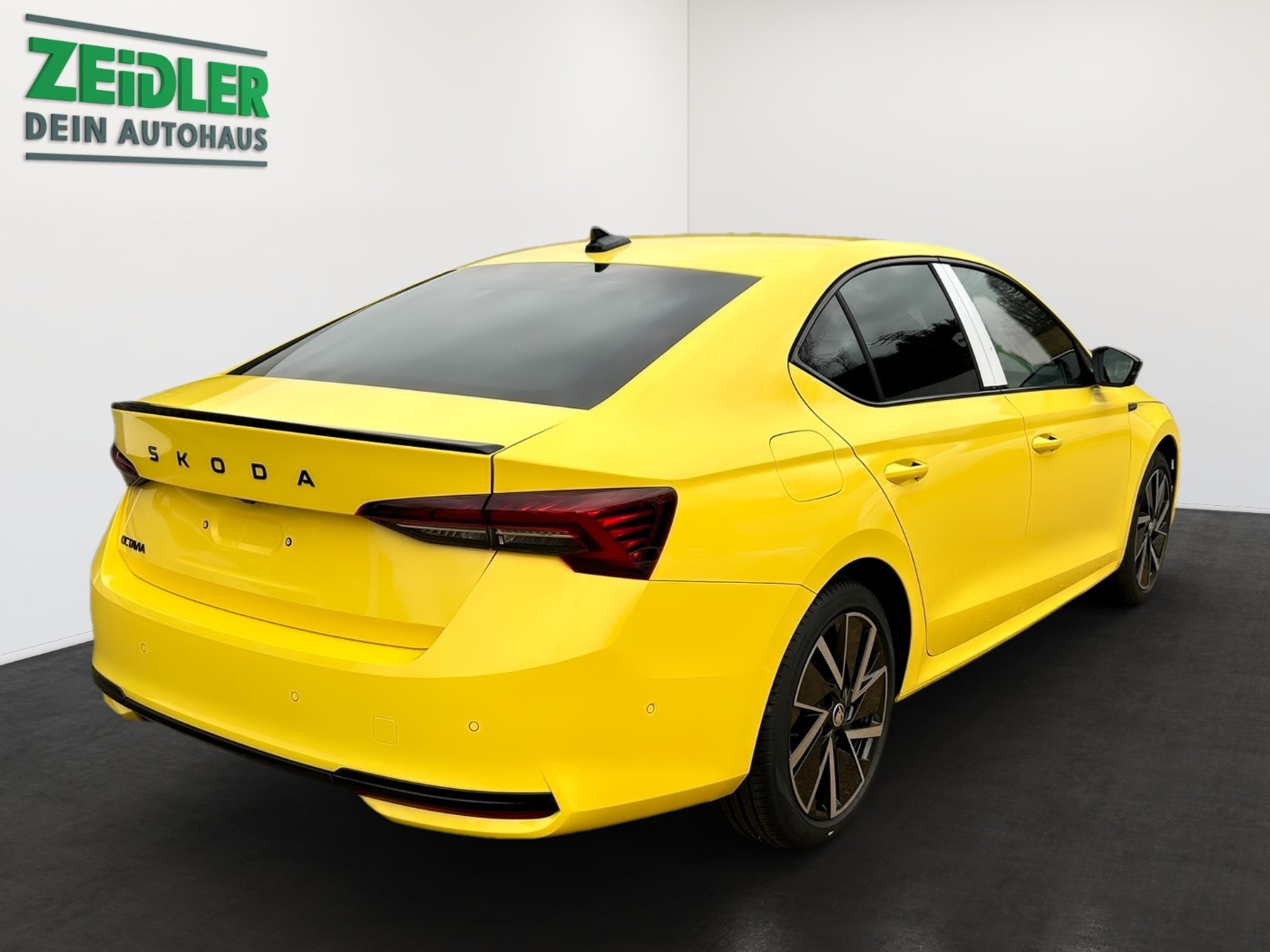 SKODA Octavia Lim. 1.5 TSI mHEV DSG Sportline MATRIX VC Bild 3