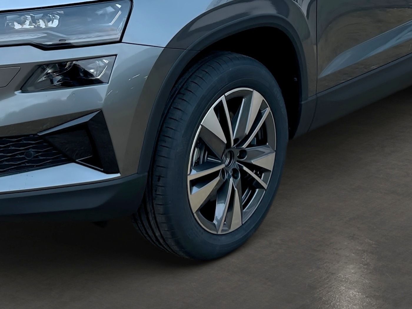 SKODA Karoq 1.5 TSI ACT Selection ACC LHZ NAVI RFK SHZ Bild 6