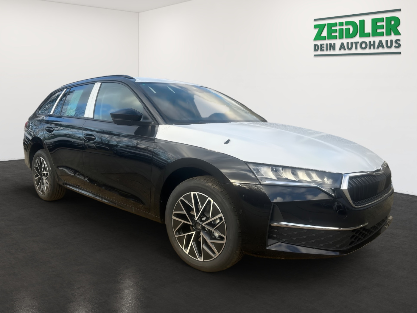 SKODA Octavia Combi 2.0 TDI DSG Selection ACC NAVI RFK Bild 2