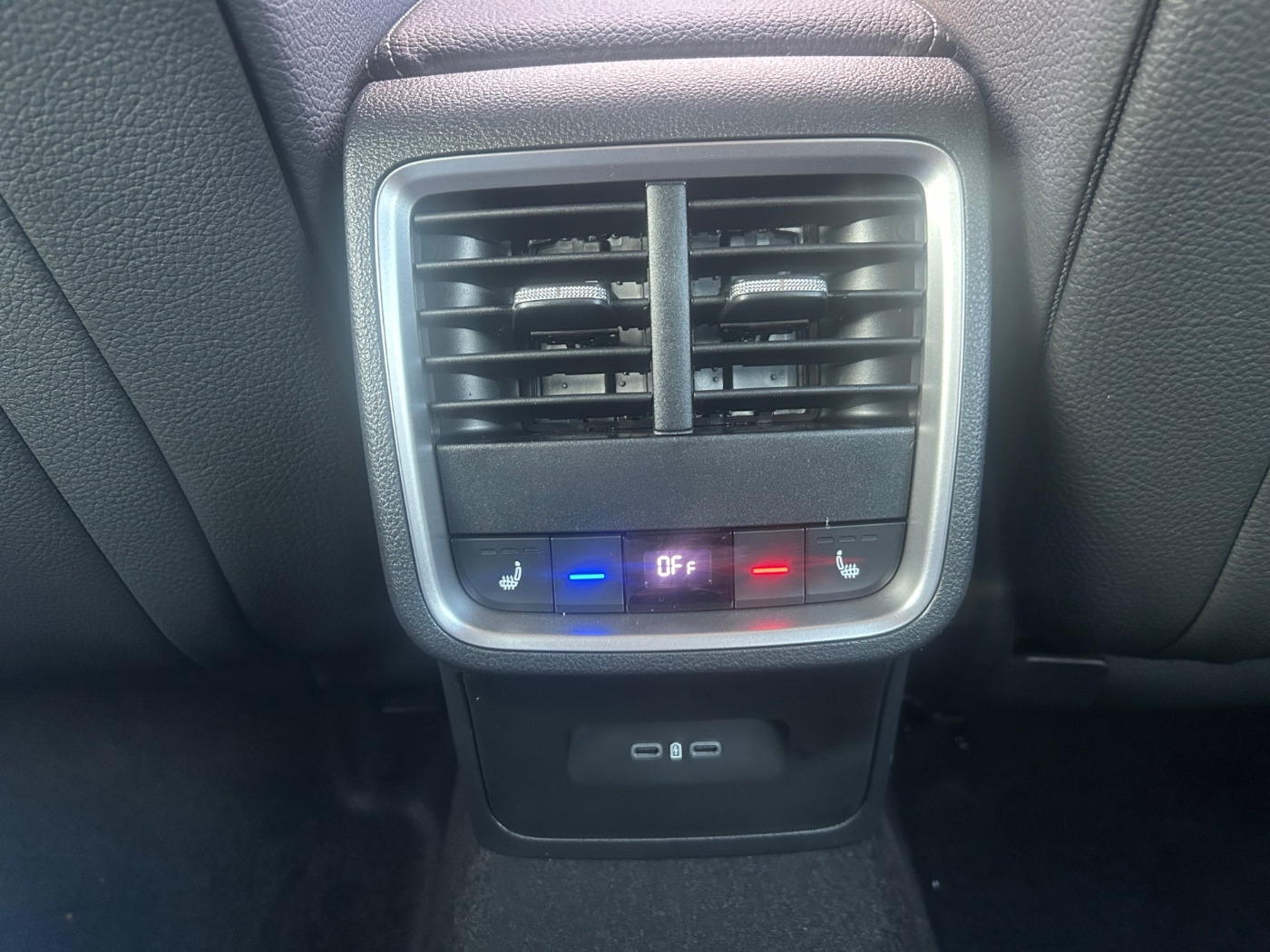 SKODA Octavia Combi 2.0 TDI DSG Selection ACC NAVI RFK Bild 19