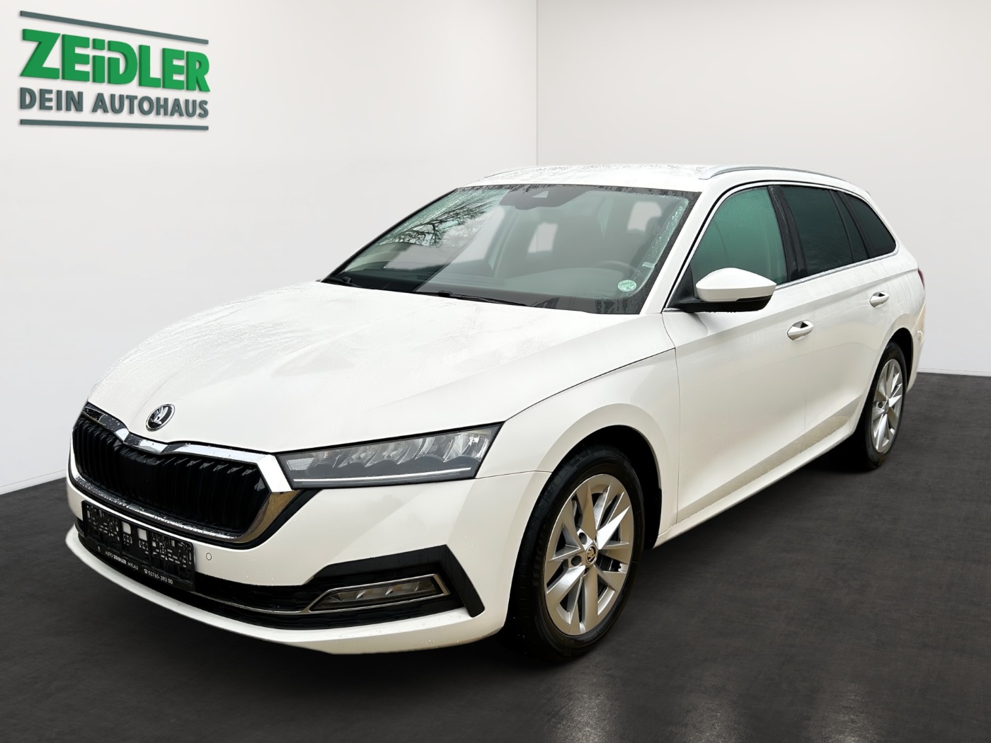 SKODA Octavia Combi 2.0 TDI First Edition NAVI SHZ TWA
