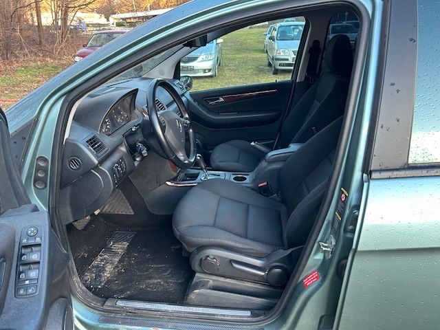 Mercedes-Benz A 170 Autom. Elegance ALU KLIMA NEBEL TEMPOMAT Bild 9