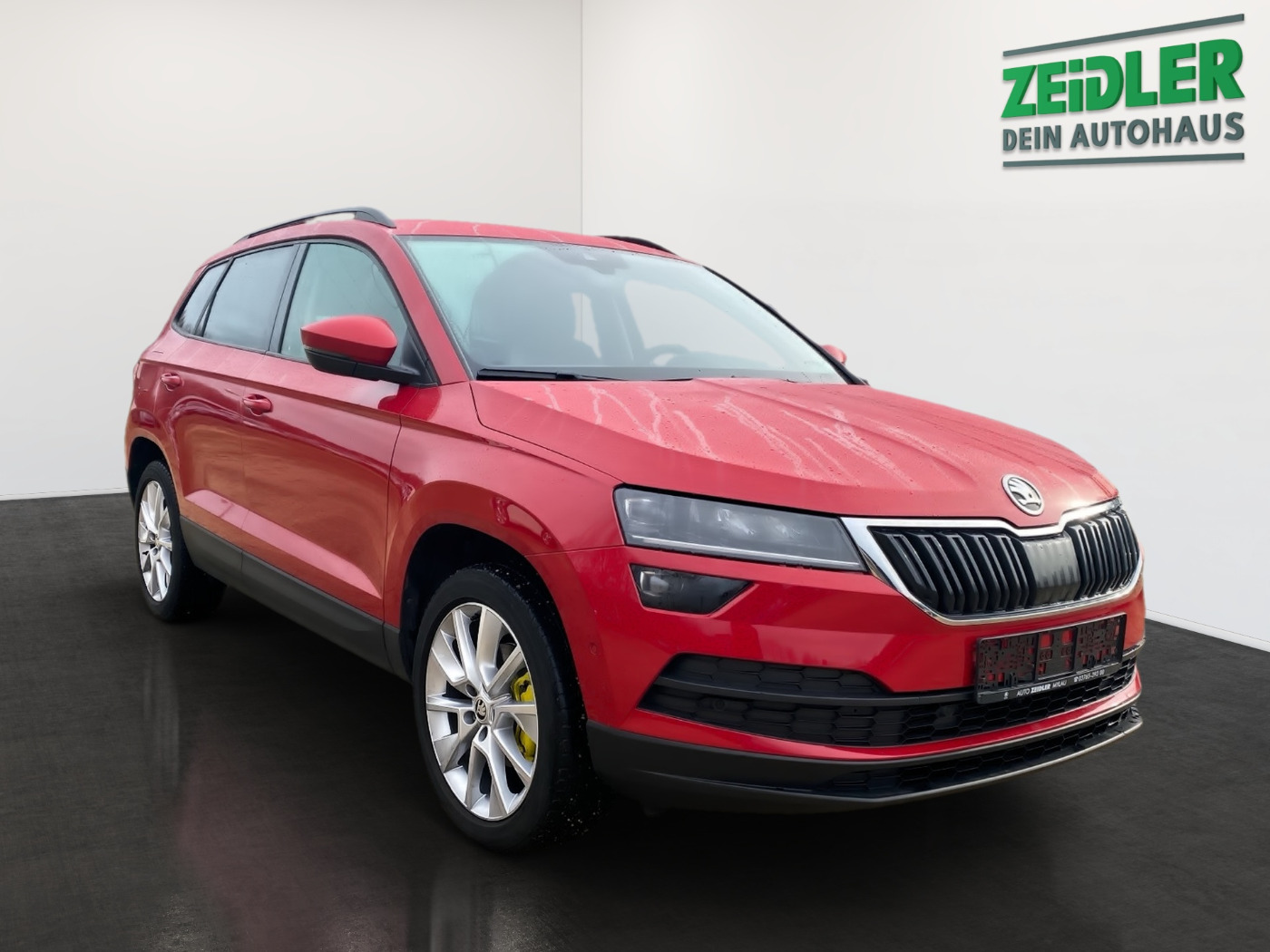 SKODA Karoq 1.5 TSI ACT DSG Style ACC LED LHZ RFK VC Bild 2