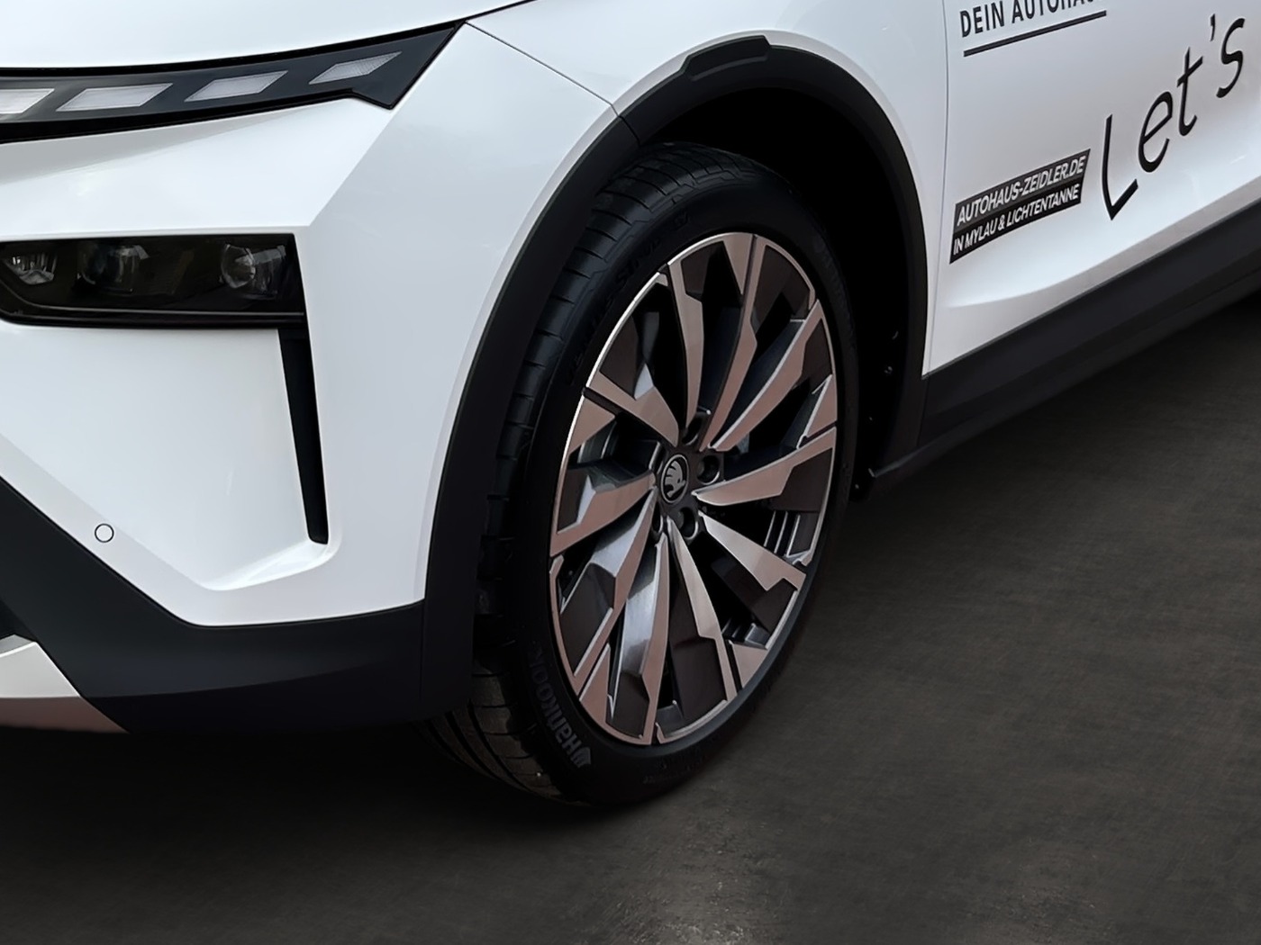 SKODA Elroq 85 Alpha AHK HUD NAVI RFK STHZ WÄRMEPUMPE Bild 6