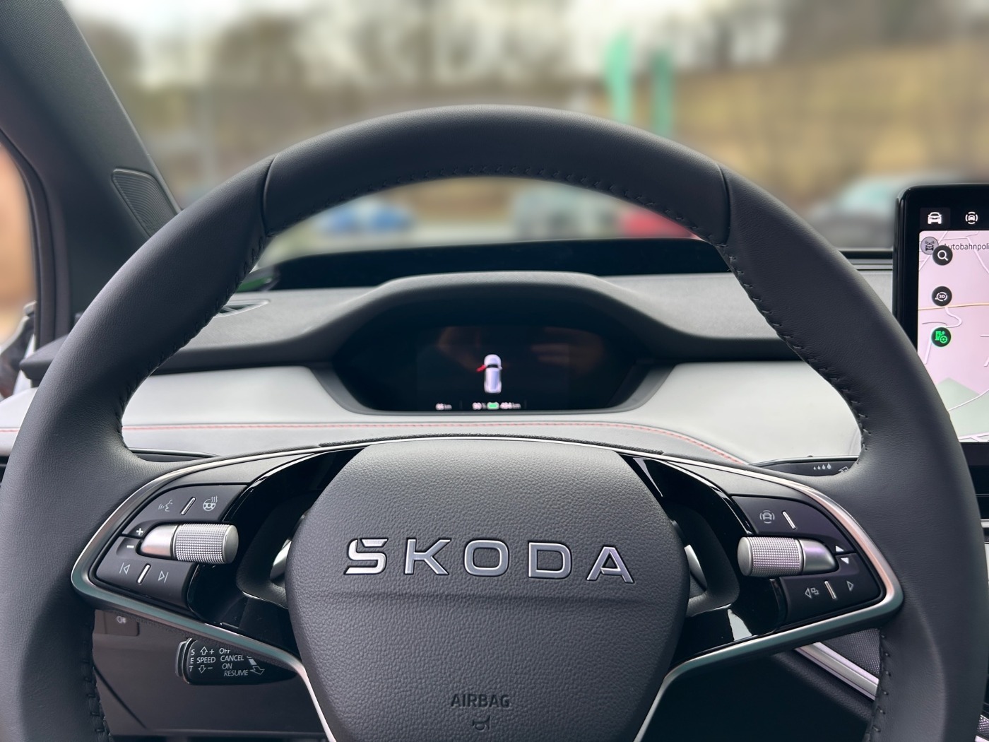 SKODA Elroq 85 Alpha AHK HUD NAVI RFK STHZ WÄRMEPUMPE Bild 8