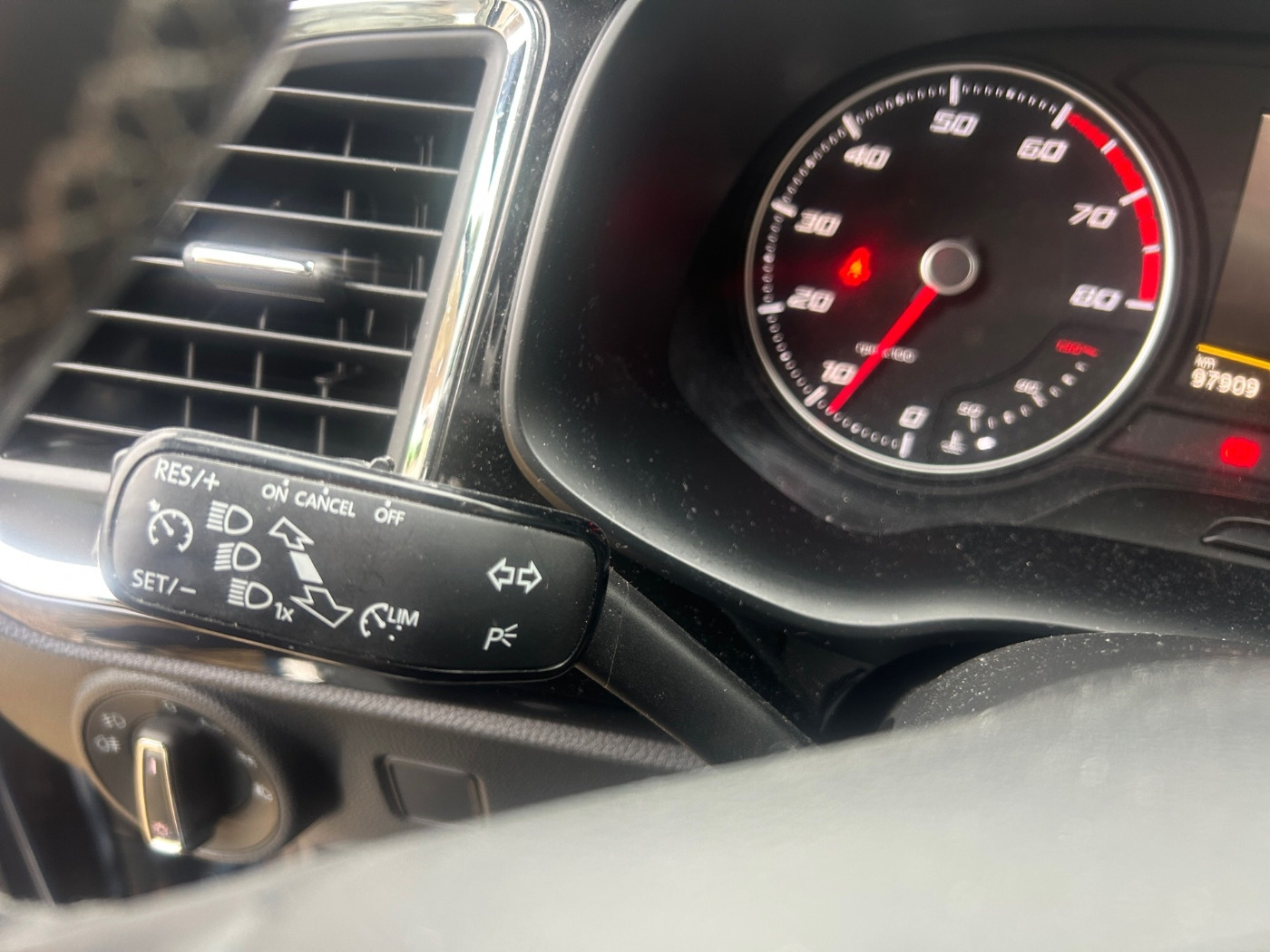 Seat Ateca 1.4 TSI 4Drive Xcellence ALLRAD AHK KA NAVI Bild 18
