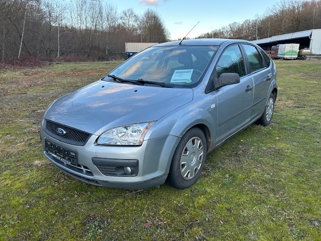 FORD Focus 1.6 Trend 5-Türer AUDIOSYSTEM KLIMA ZV