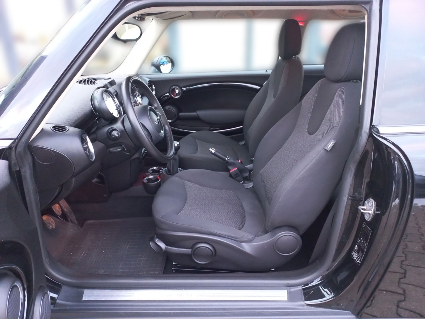 MINI ONE 1.6 3-Türer ALU AUDIOSYSTEM KA NEBEL SHZ WKR Bild 7