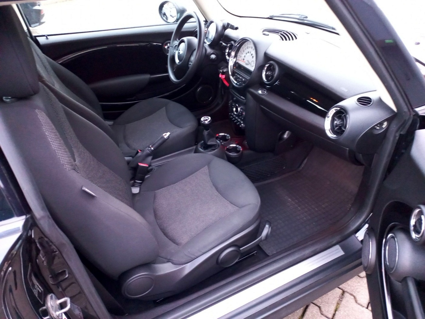 MINI ONE 1.6 3-Türer ALU AUDIOSYSTEM KA NEBEL SHZ WKR Bild 15