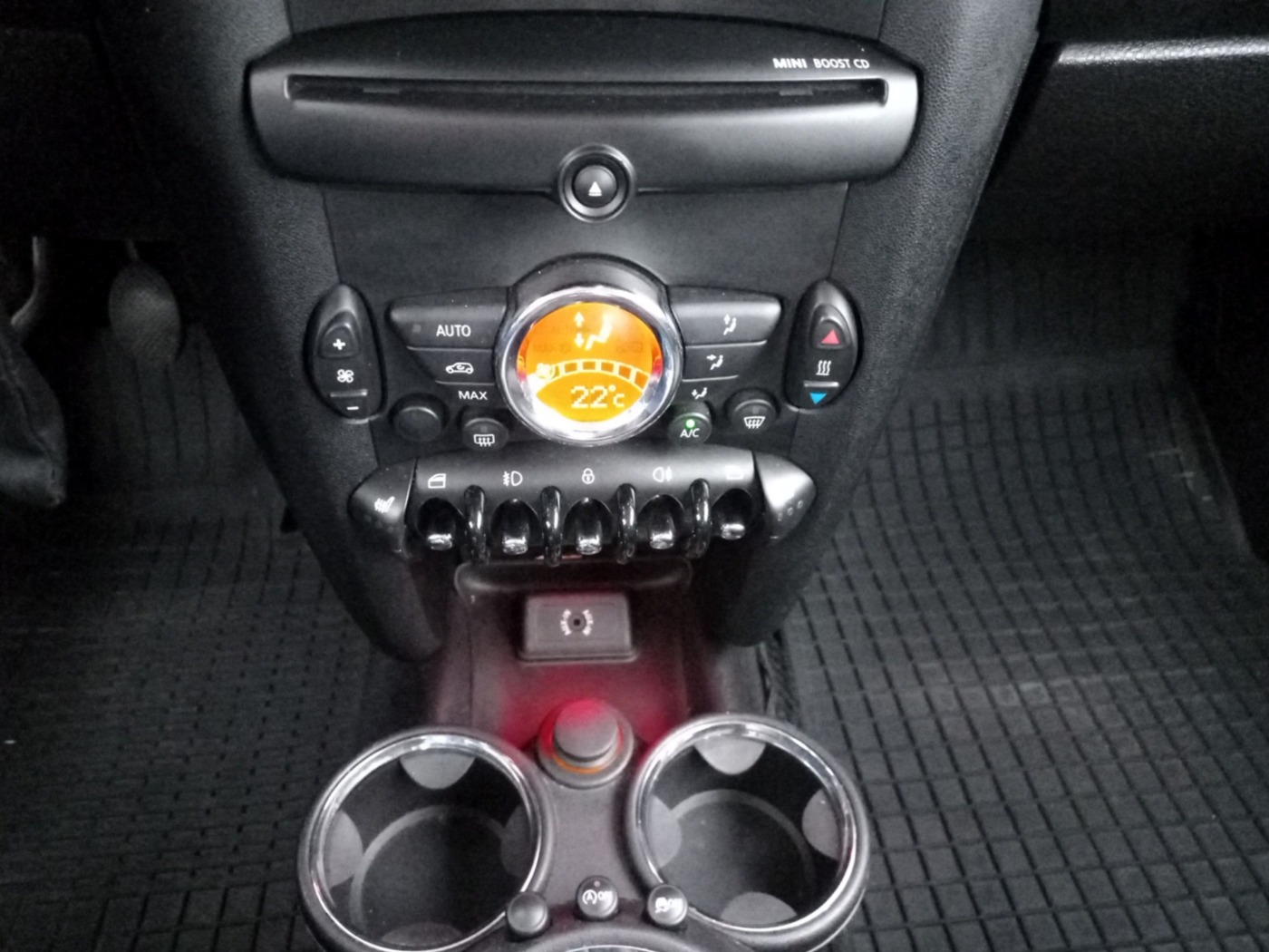 MINI ONE 1.6 3-Türer ALU AUDIOSYSTEM KA NEBEL SHZ WKR Bild 12