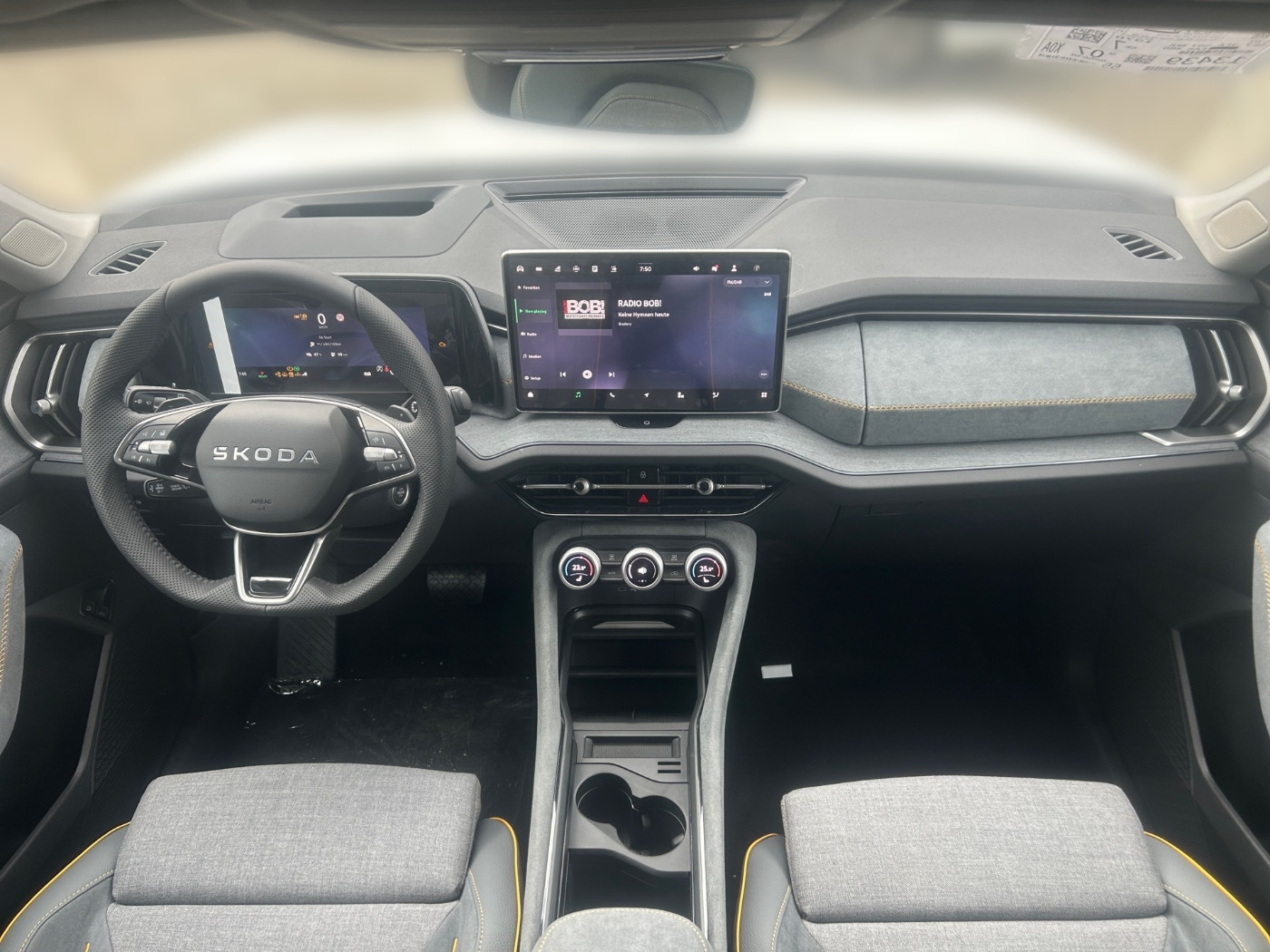 SKODA Kodiaq 1.5 TSI iV DSG Selection HUD MATRIX SHZ Bild 10