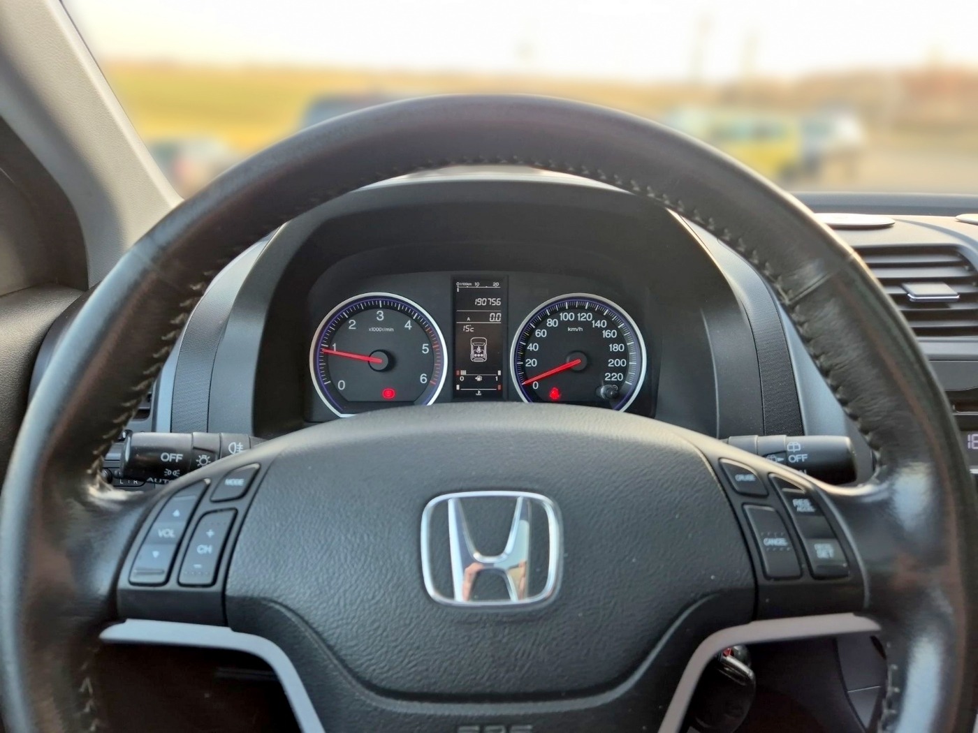 HONDA CR-V 2.2 i-CTDI 4x4 Executive AHK LEDER STHZ WKR Bild 10