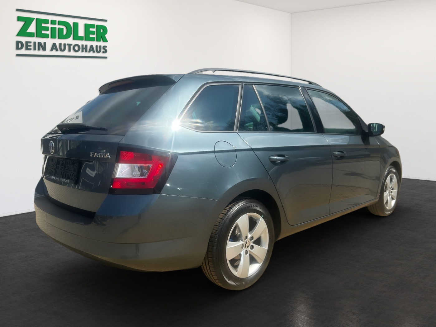 SKODA Fabia Combi 1.2 TSI Style LM NEBEL PDC SHZ TOUCH Bild 3