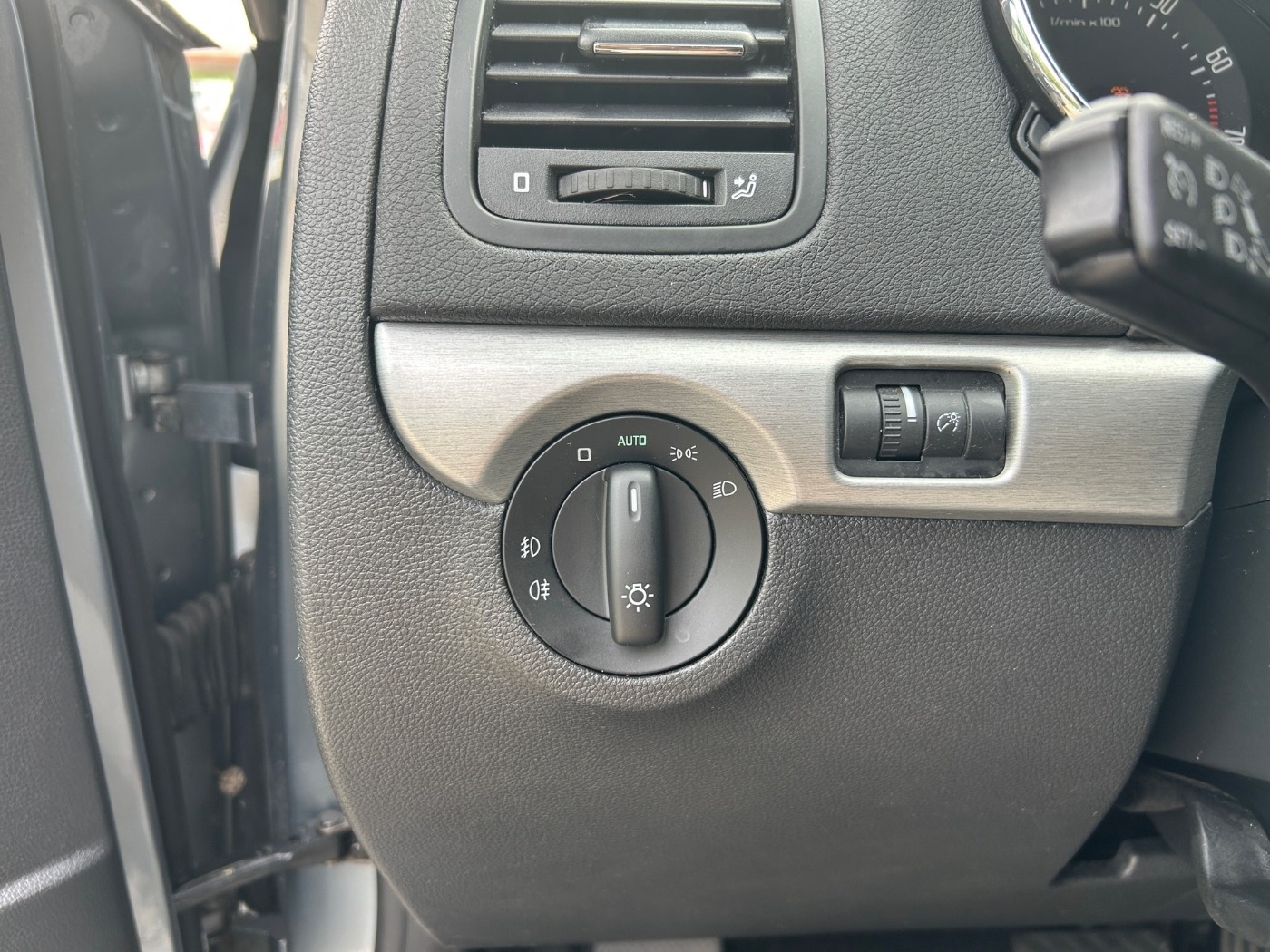 Škoda Yeti 1.2 TSI Experience DSG LM 2xKlima BiXenon Bild 17