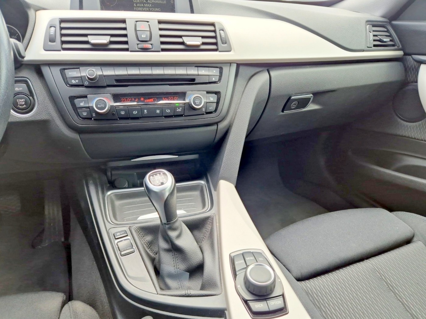 BMW 320d Gran Turismo ALU KA NEBEL PDC SHZ SPORT Bild 16