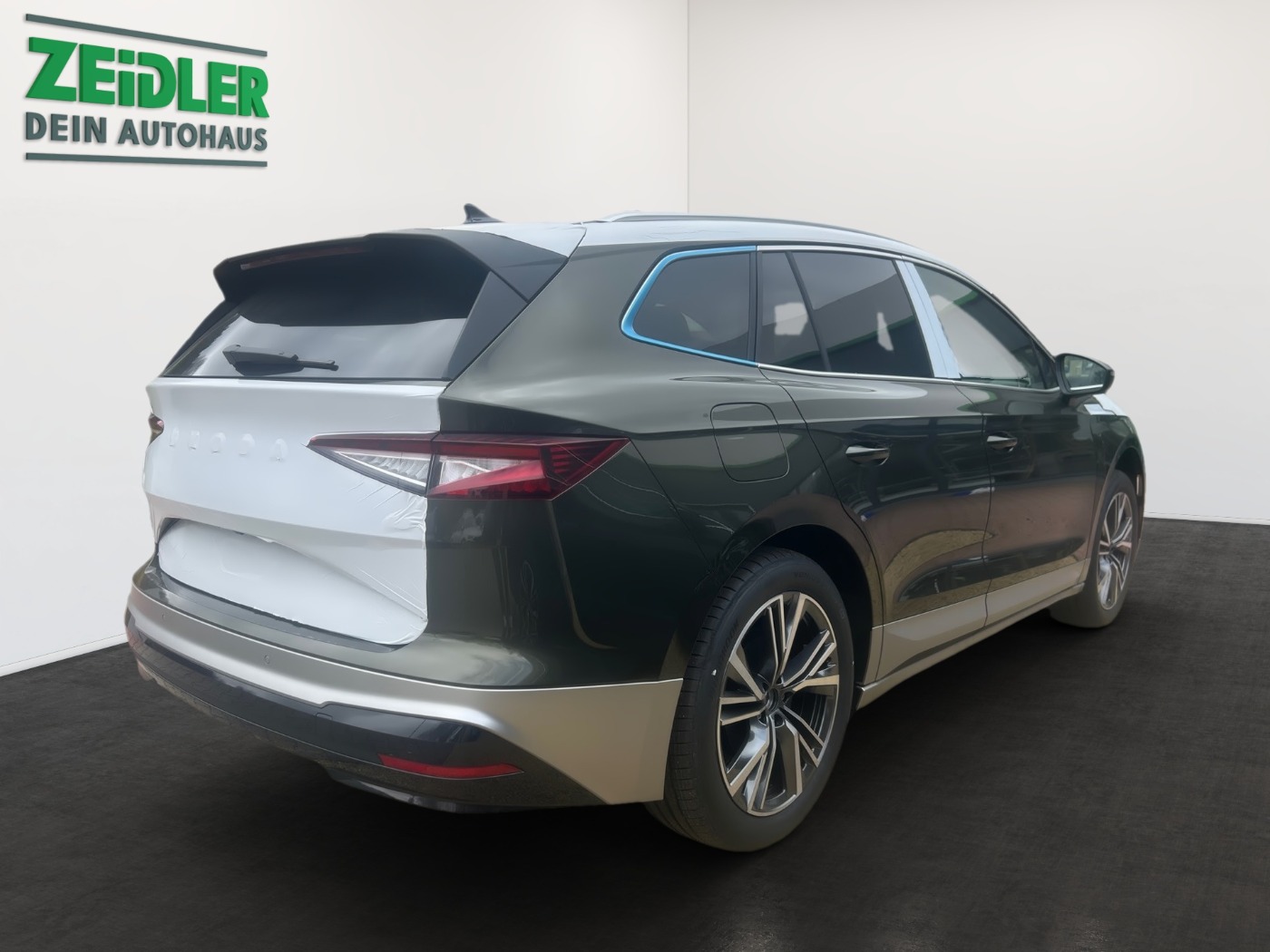 SKODA Enyaq 60 Loft Navi ACC AUT Akustikglas Facelift Bild 3