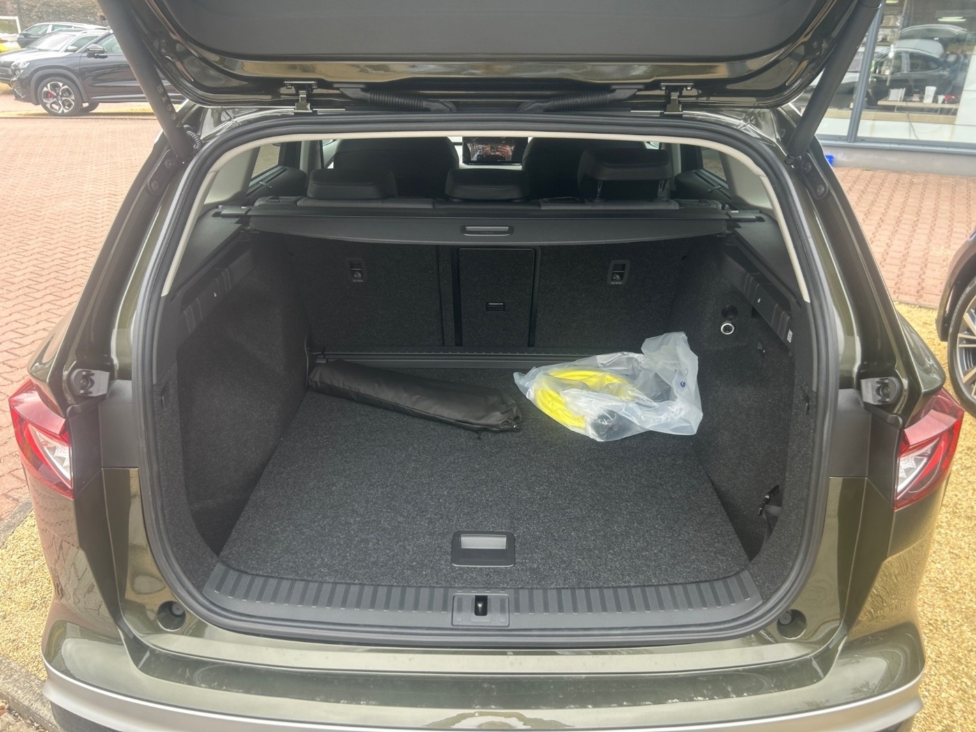 SKODA Enyaq 60 Loft Navi ACC AUT Akustikglas Facelift Bild 12