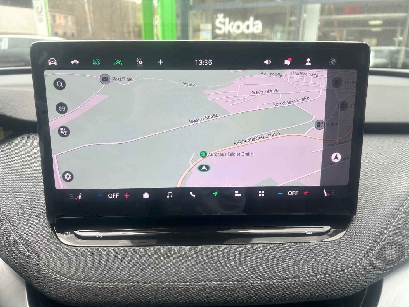 SKODA Enyaq 60 Loft Navi ACC AUT Akustikglas Facelift Bild 13