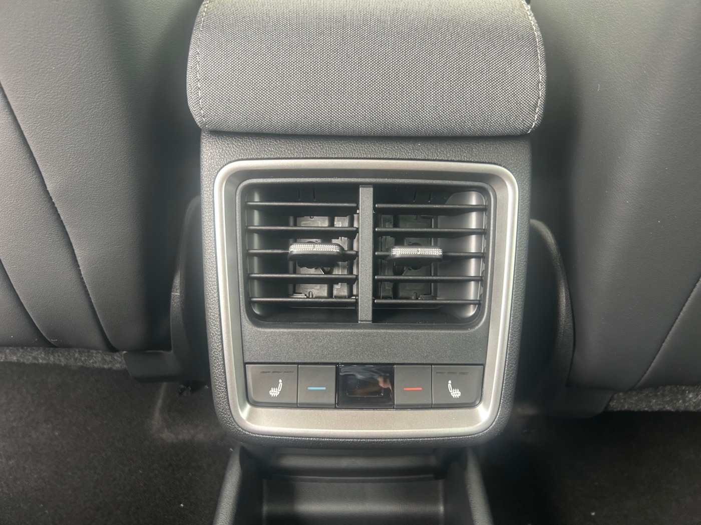 SKODA Enyaq 60 Loft Navi ACC AUT Akustikglas Facelift Bild 17