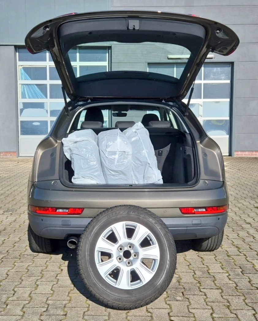 Audi Q3 1.4 TSI ultra ALU KA PDC RELING SHZ WKR XENON Bild 17