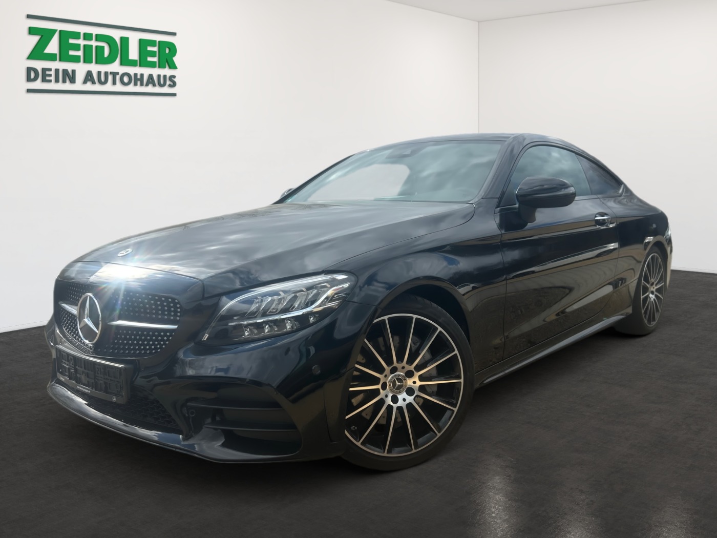 Mercedes-Benz C 300  AMG Line LED PANO RFK SHZ TWA LEDER-ROT