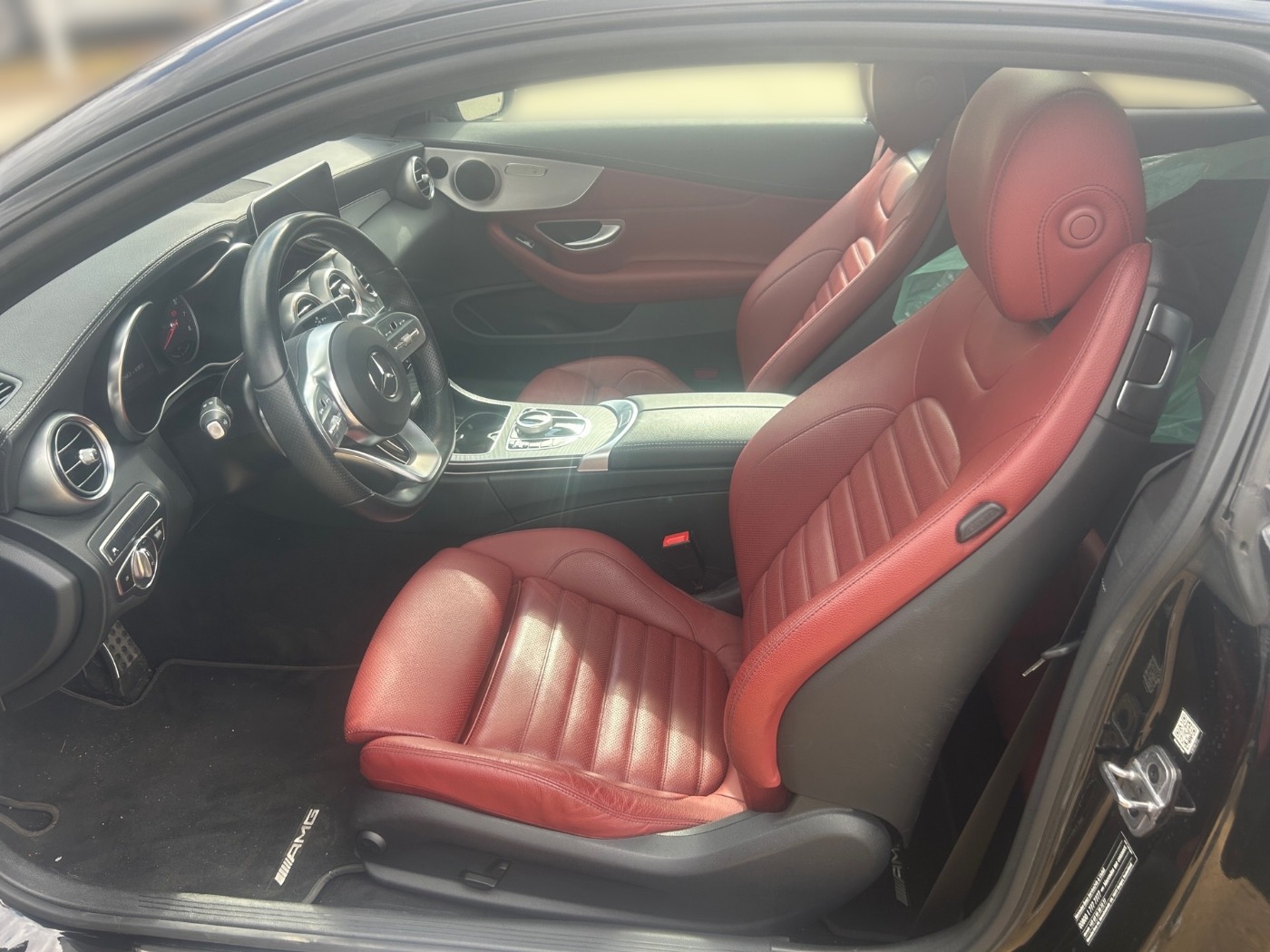 Mercedes-Benz C 300  AMG Line LED PANO RFK SHZ TWA LEDER-ROT Bild 7