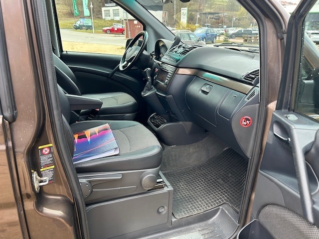 MERCEDES-BENZ Viano 2.2 CDI Aut Trend Edition lang 7-Sitze AHK Bild 10