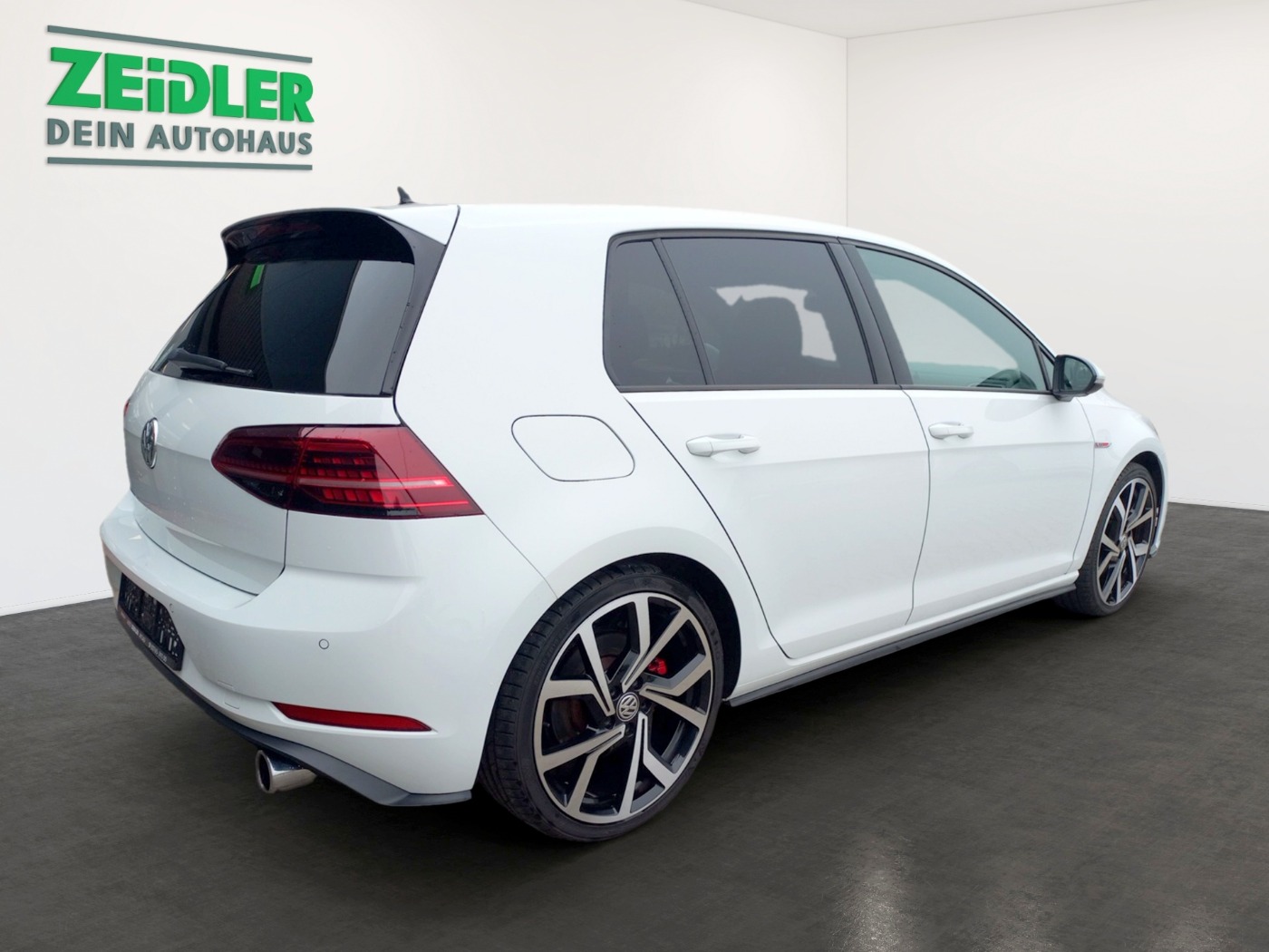 VW Golf VII 2.0 TSI BMT GTI 19