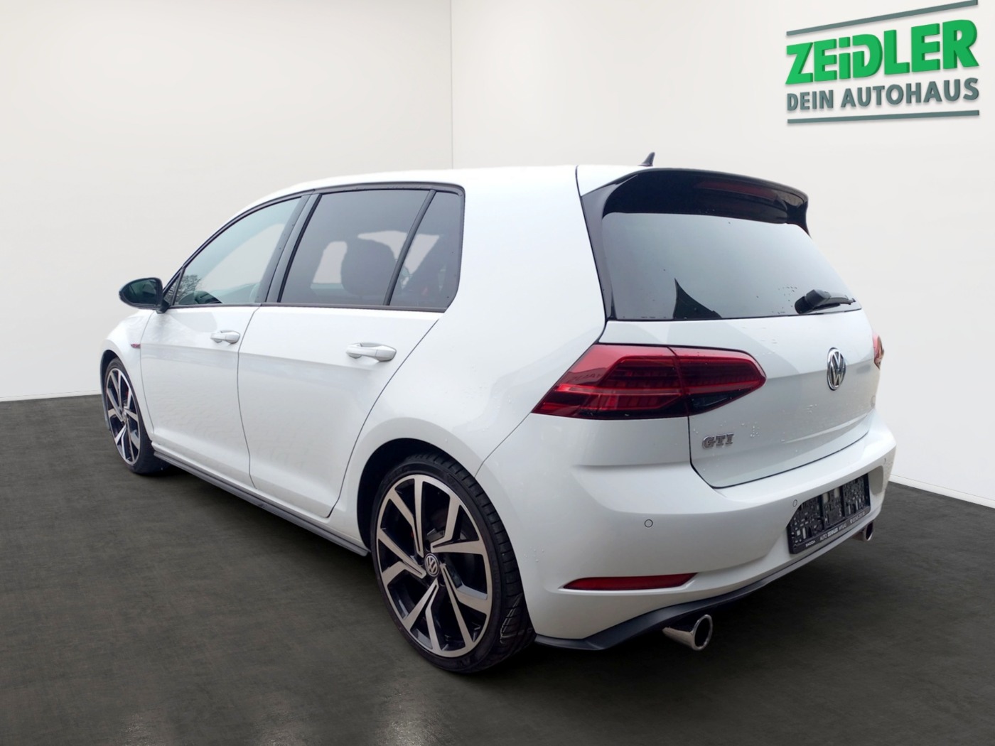 VW Golf VII 2.0 TSI BMT GTI 19