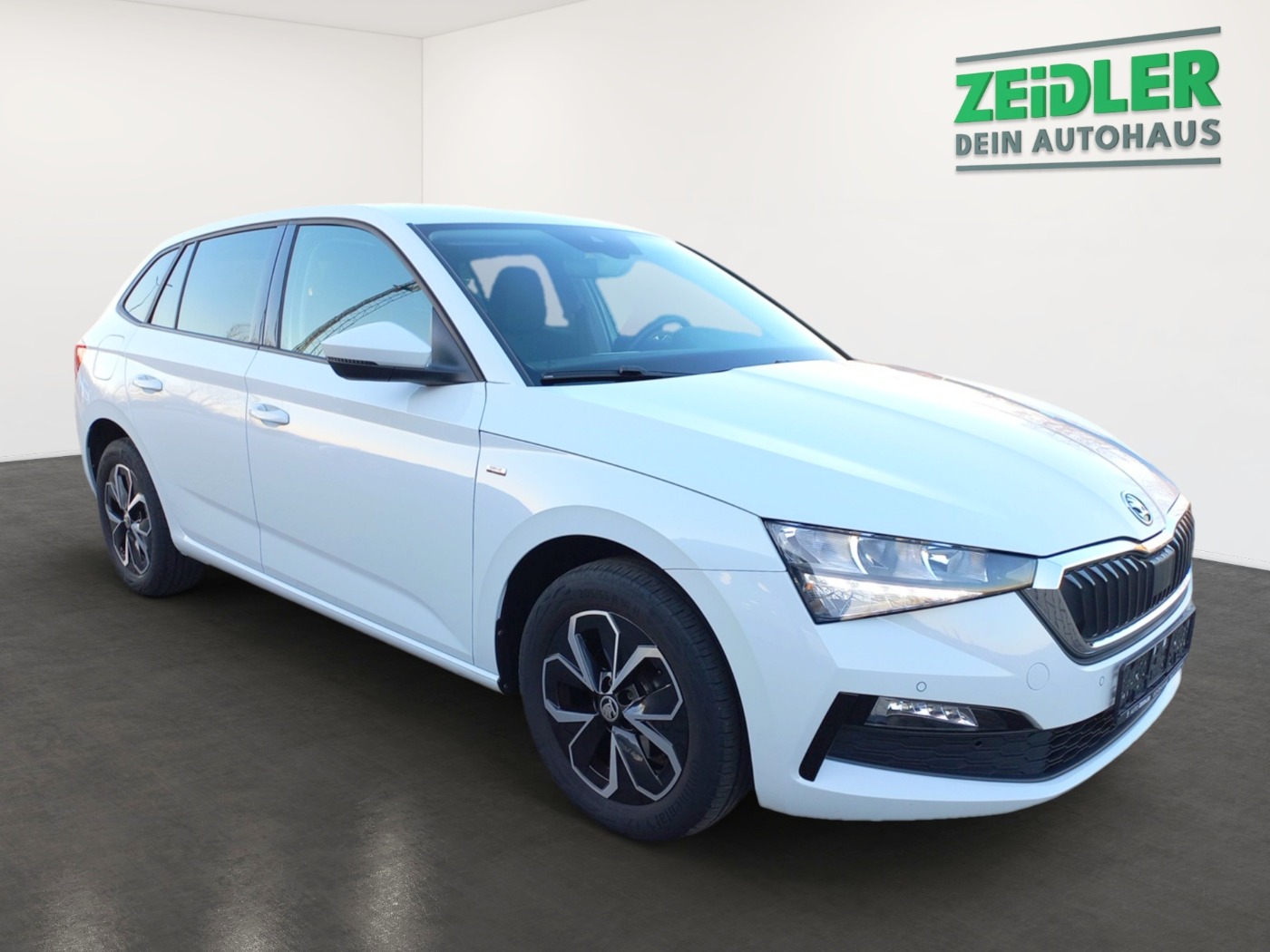SKODA Scala 1.0 TSI Drive 125 DAB LED PDC NAVI RFK SHZ Bild 2